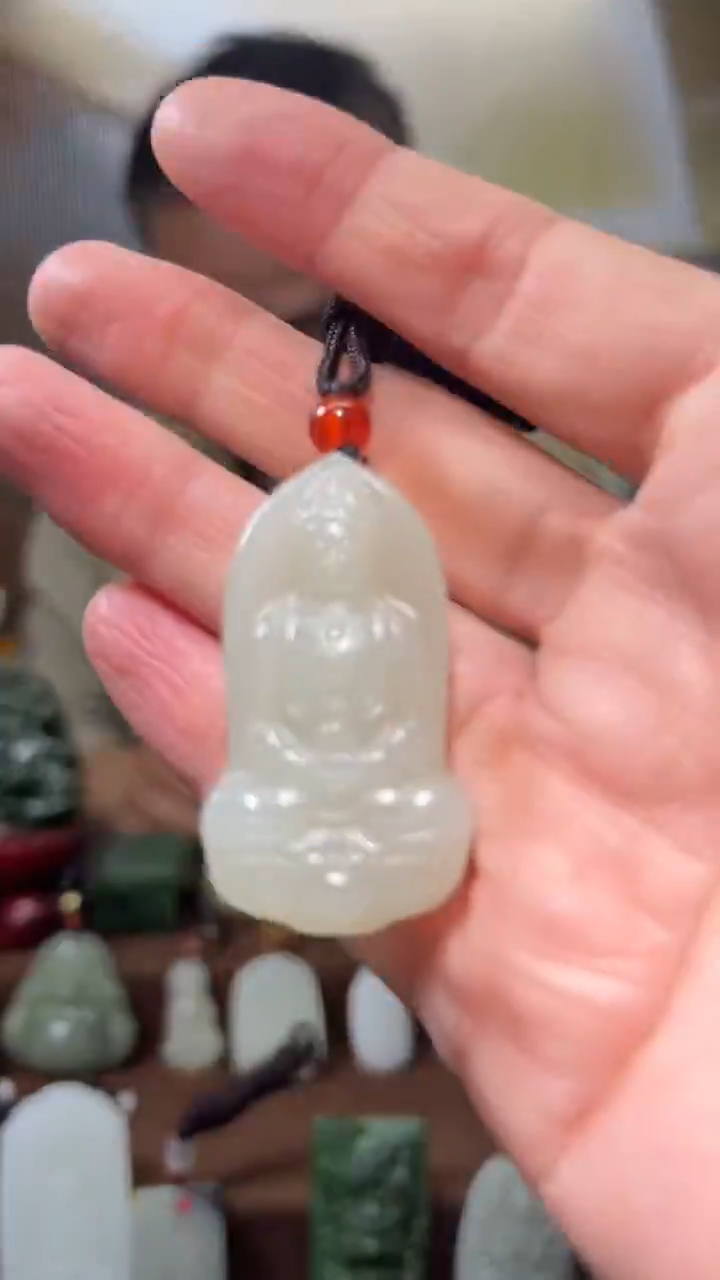 颈饰未镶嵌和田玉·