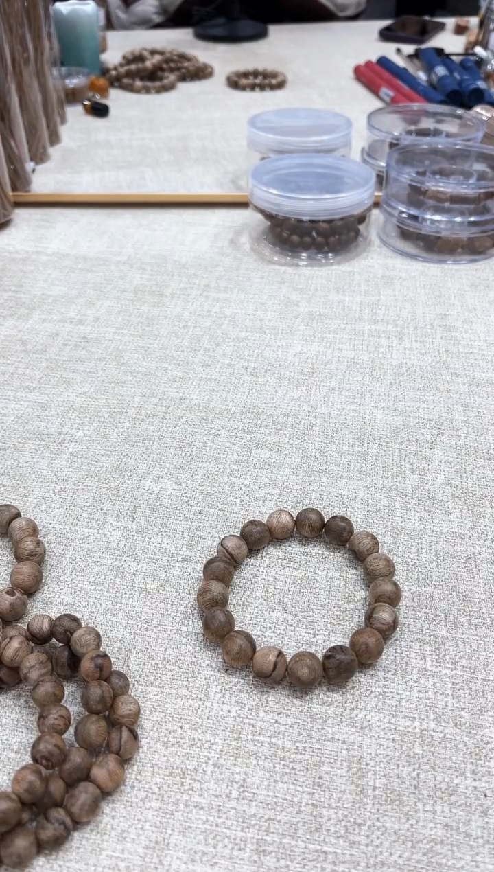 【闪购商品】沉香手串天花板1.3单圈【PK市面沉水级味道】