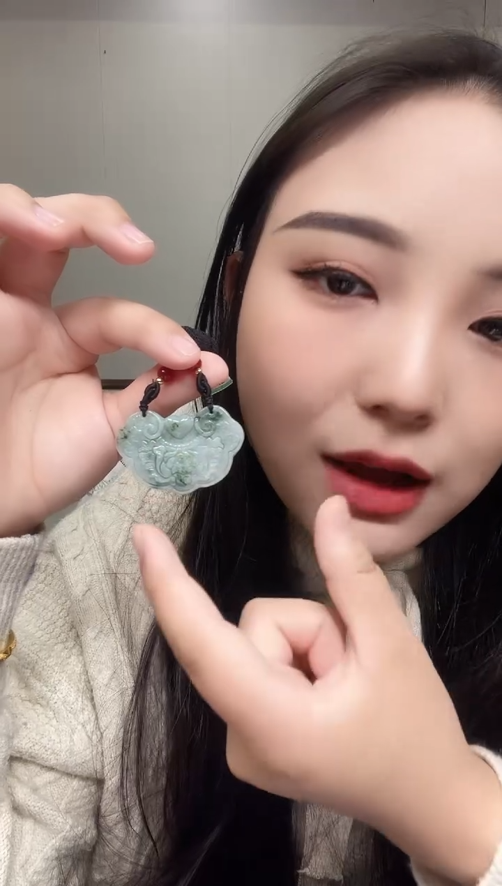 【闪购商品】翡翠吊坠(不含链)未镶嵌天然A货翡翠