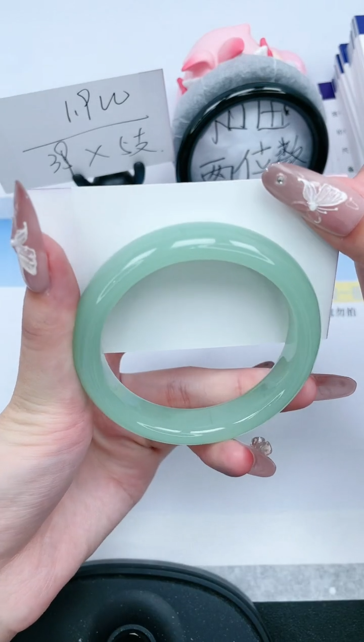 石英质玉未镶嵌手镯317-58