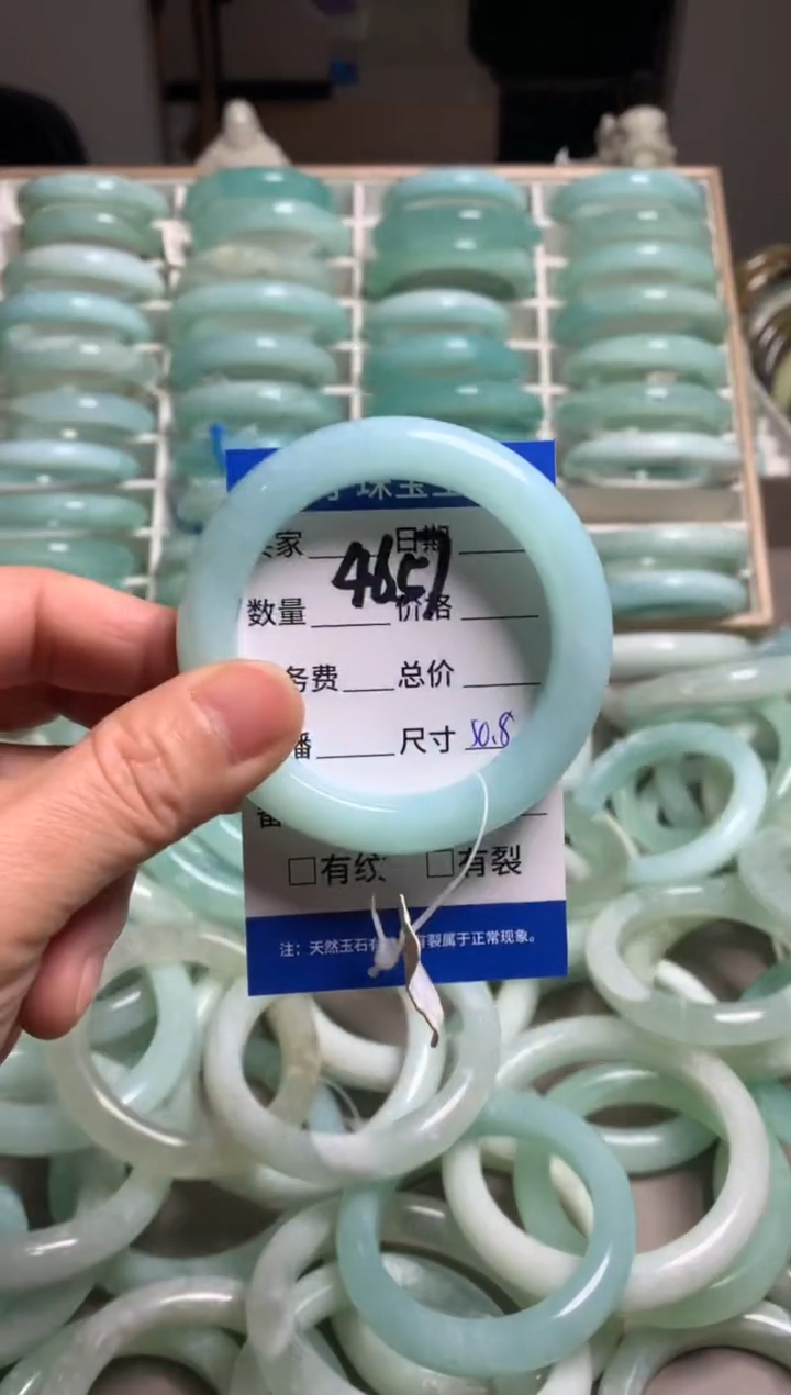 【闪购商品】蛇纹石玉手镯未镶嵌4657