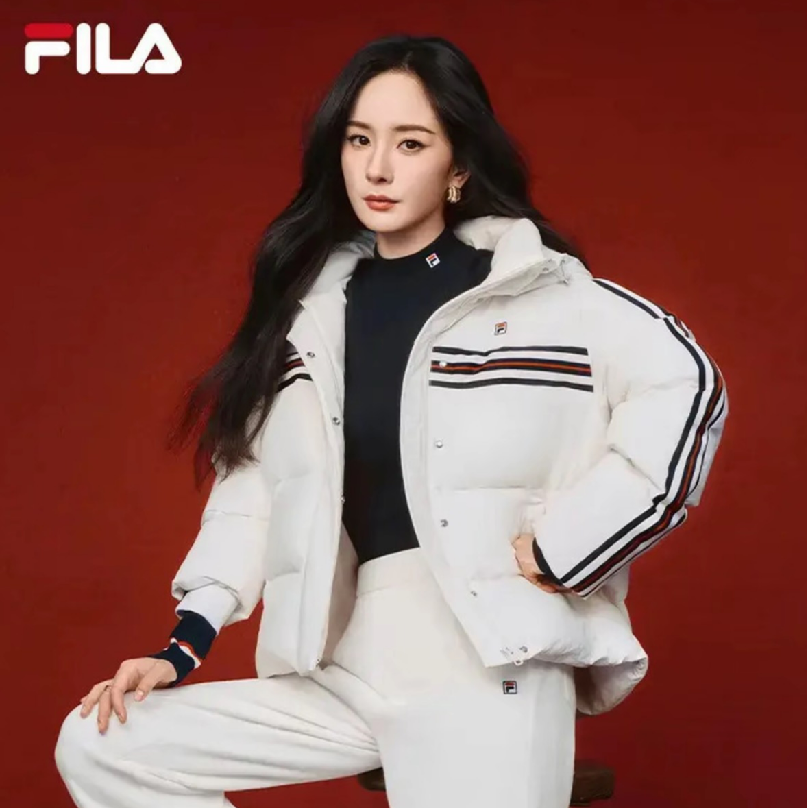 Fila/斐乐女款羽绒服运动短款时尚户外休闲保暖冬季F11W548903F