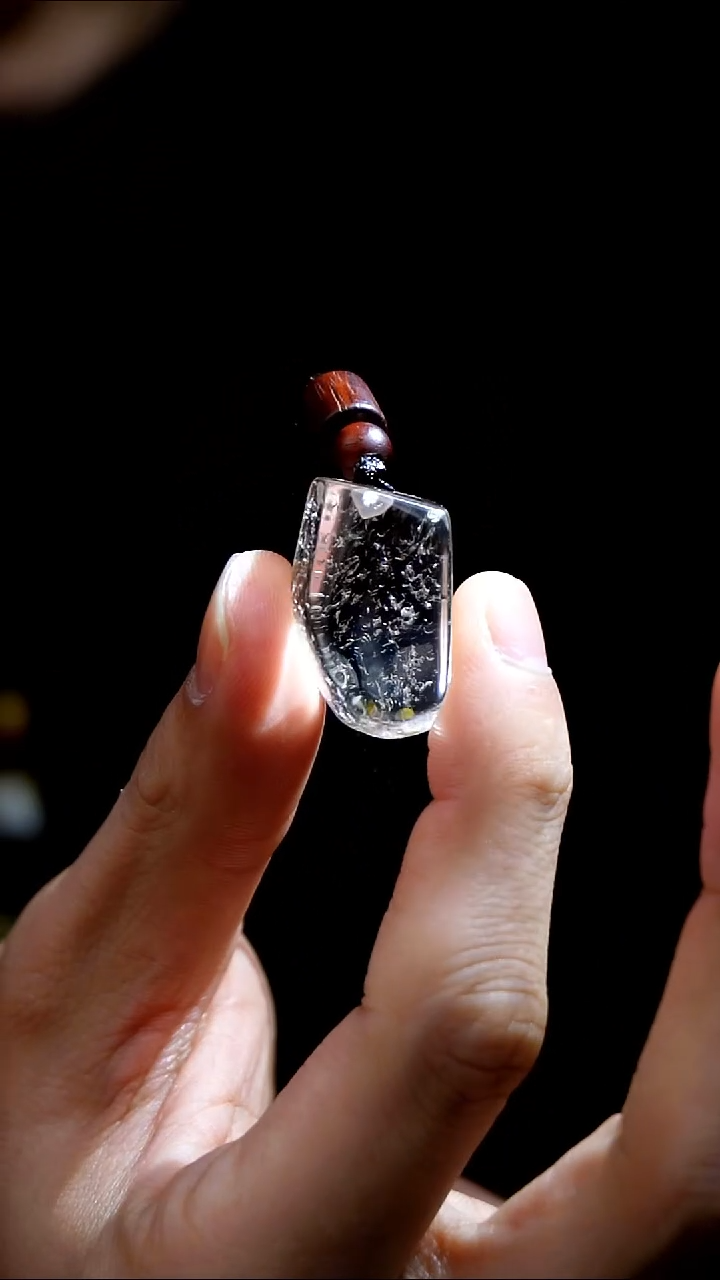 吊坠(赠链)未镶嵌水晶水晶
