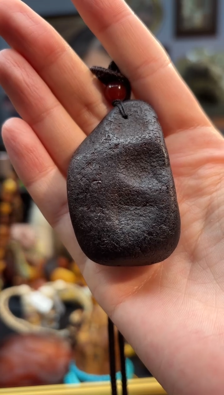 琥珀颈饰未镶嵌吊坠