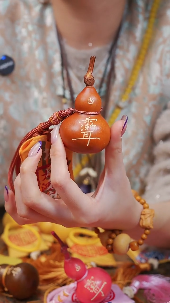 344漆艺工艺小葫芦19.9