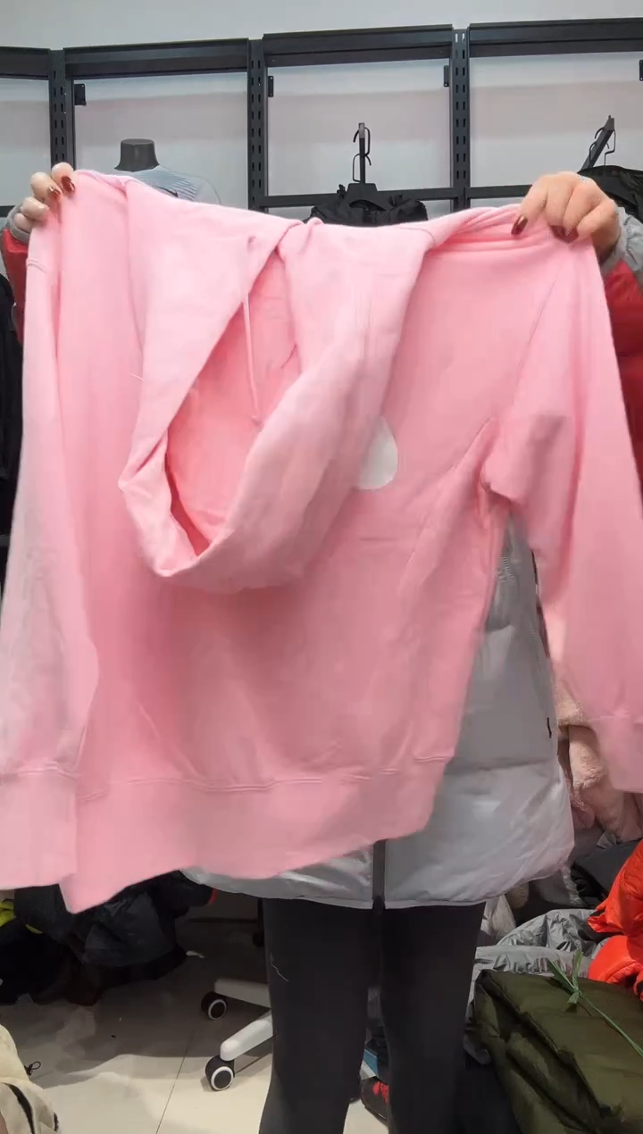 2247   编码  瑕疵直播间过款为准 尺码  ·  155