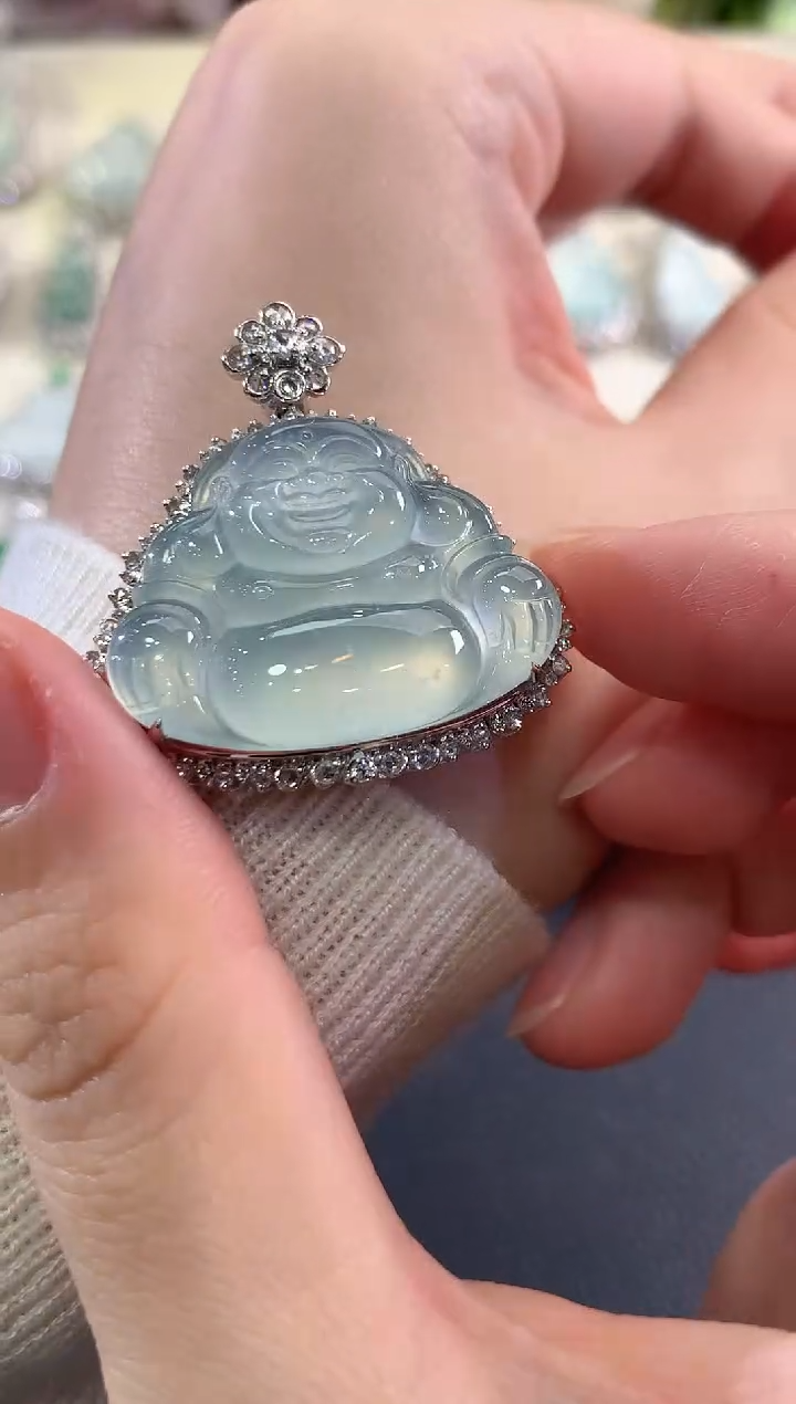 吊坠(不含链)18K金镶嵌翡翠小*子c48   