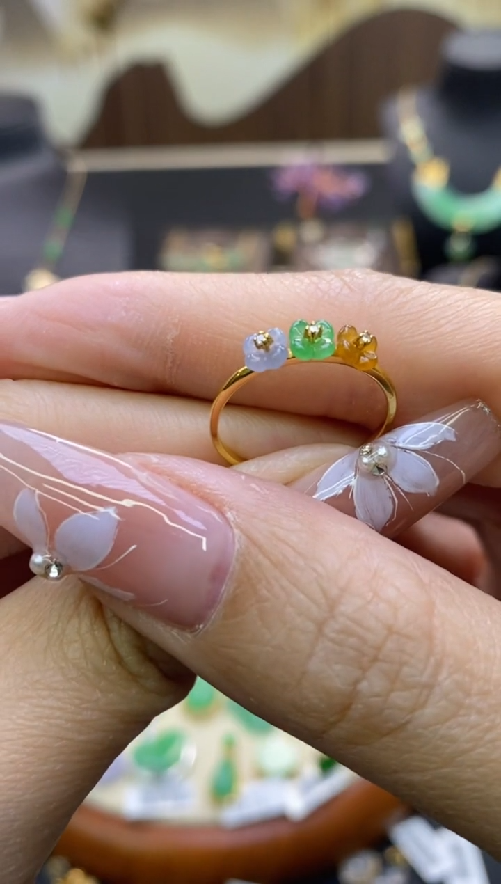 【闪购商品】翡翠颈饰18K金镶嵌净货12456