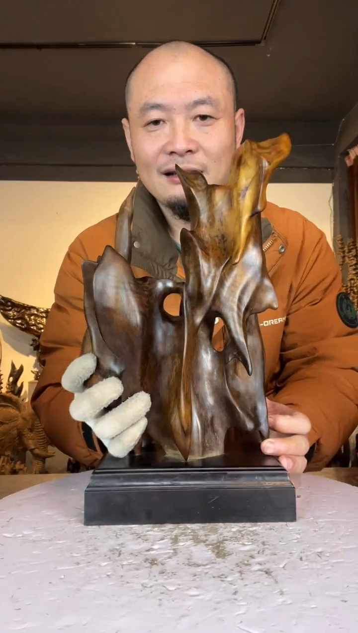 金丝楠快**生263金丝楠自然随型摆件