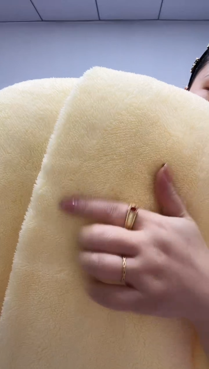 法兰绒1.8X2材质面料尺寸以主播介绍为准