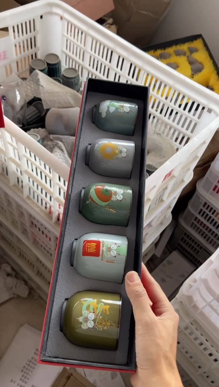 杯 无运费险有瑕疵的摄影的产品有使用过的痕迹有点脏介意勿拍