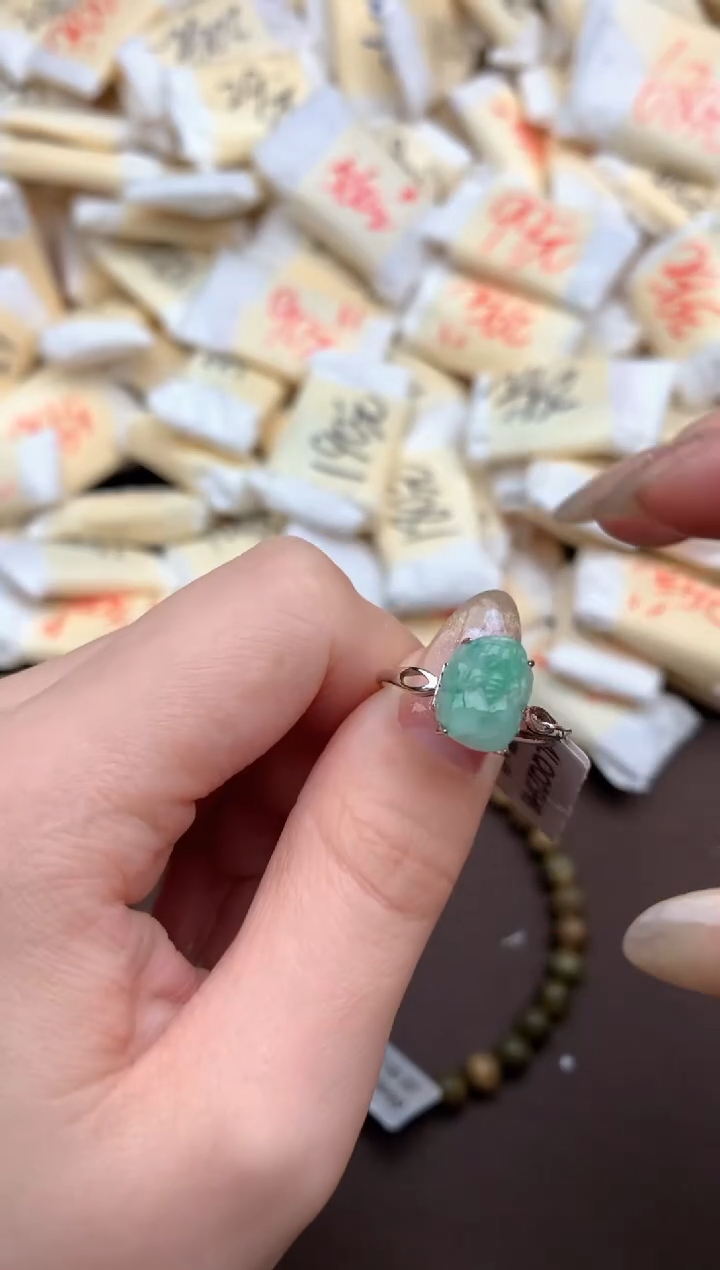 【闪购商品】翡翠挂件银S925镶嵌— 