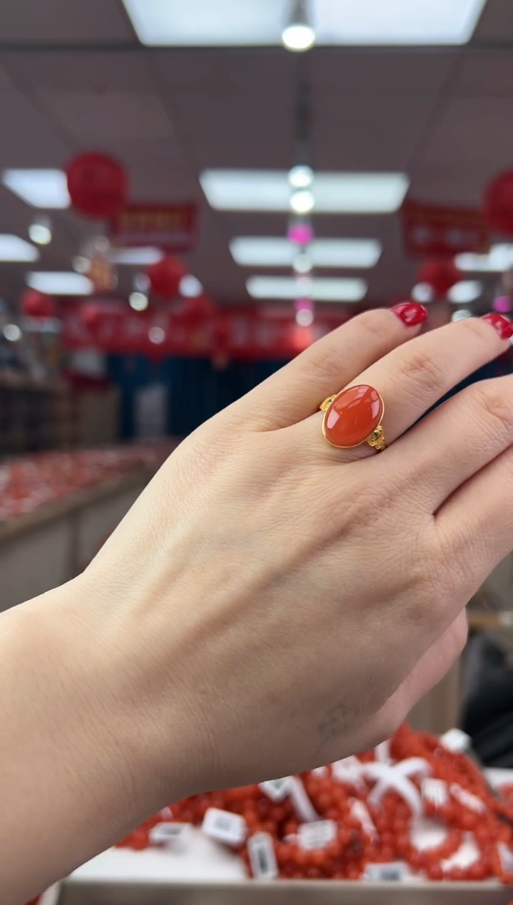 【闪购商品】南红玛瑙戒指18K金镶嵌多样发其一/92197866