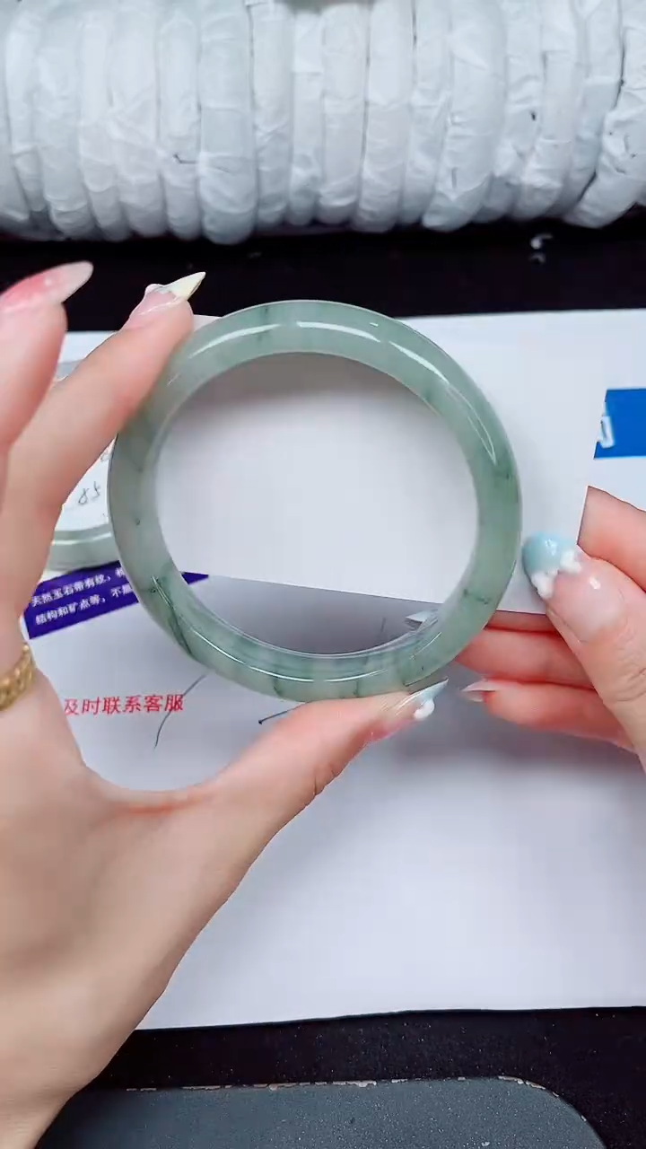 未镶嵌手镯石英质玉207-64/65