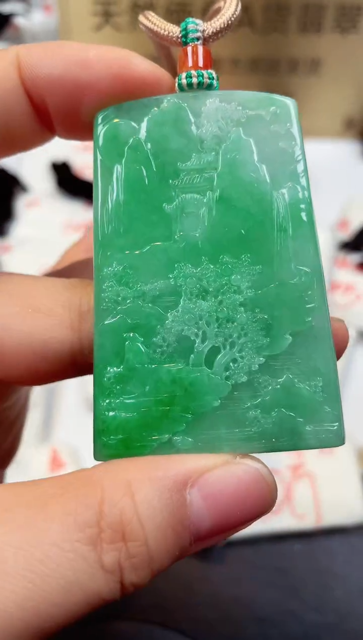 【闪购商品】翡翠颈饰未镶嵌天然缅甸翡翠A货