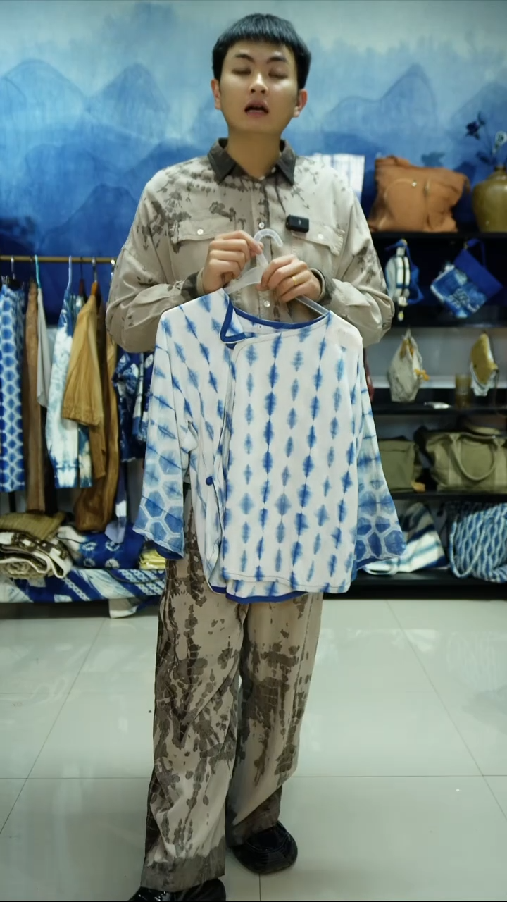 织绣手工蓝染满扎版衣孤品