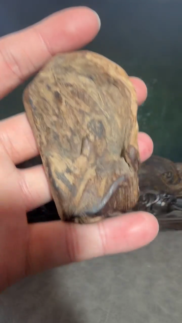 沉香手把件多样性发一