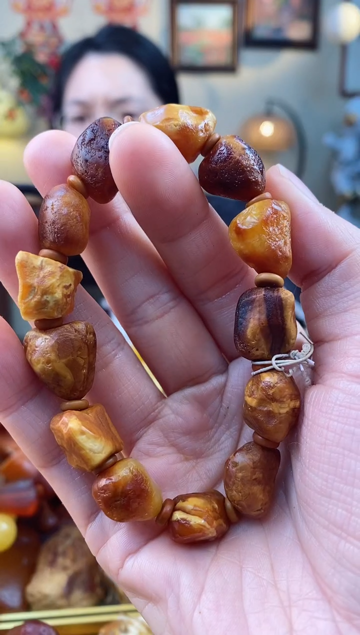【闪购商品】琥珀手串未镶嵌手串