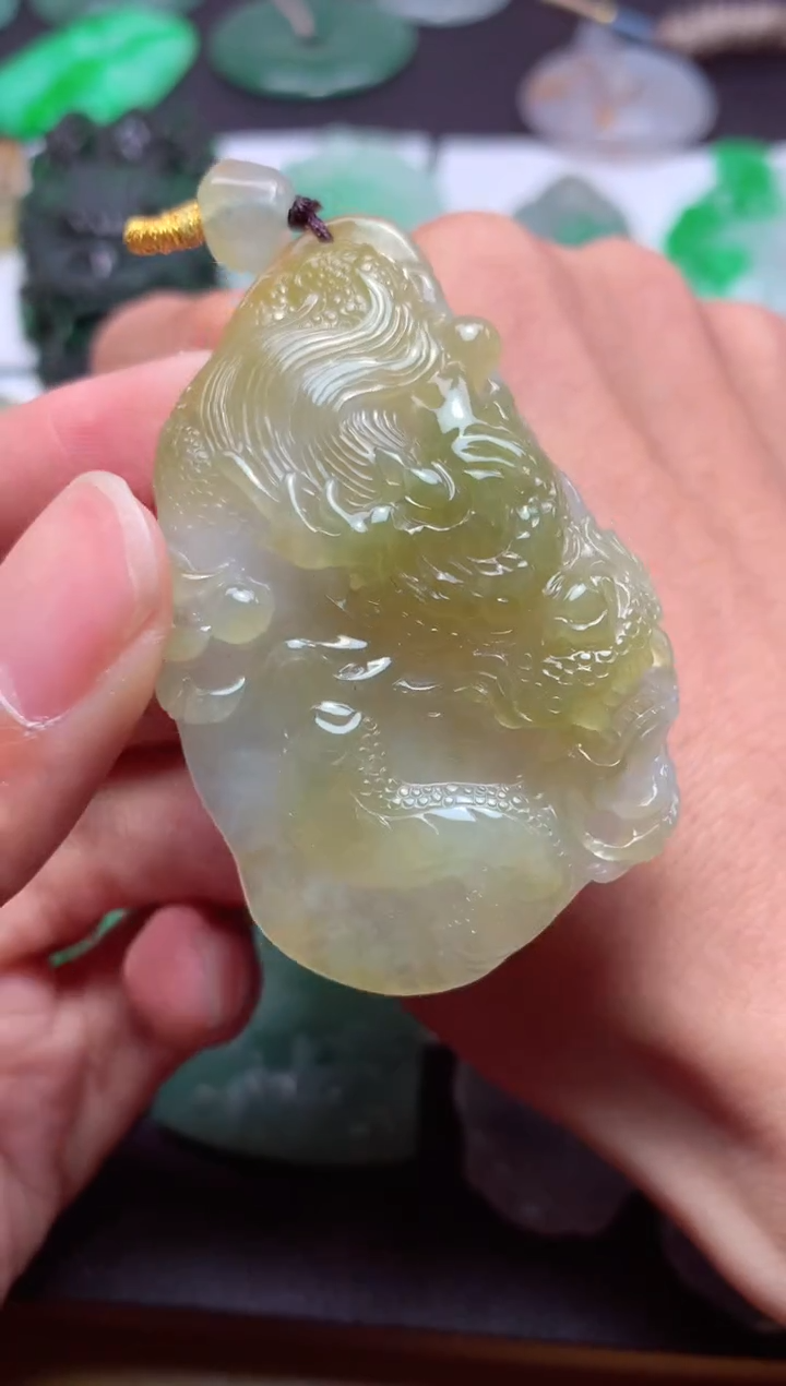 【闪购商品】翡翠颈饰未镶嵌天然翡翠