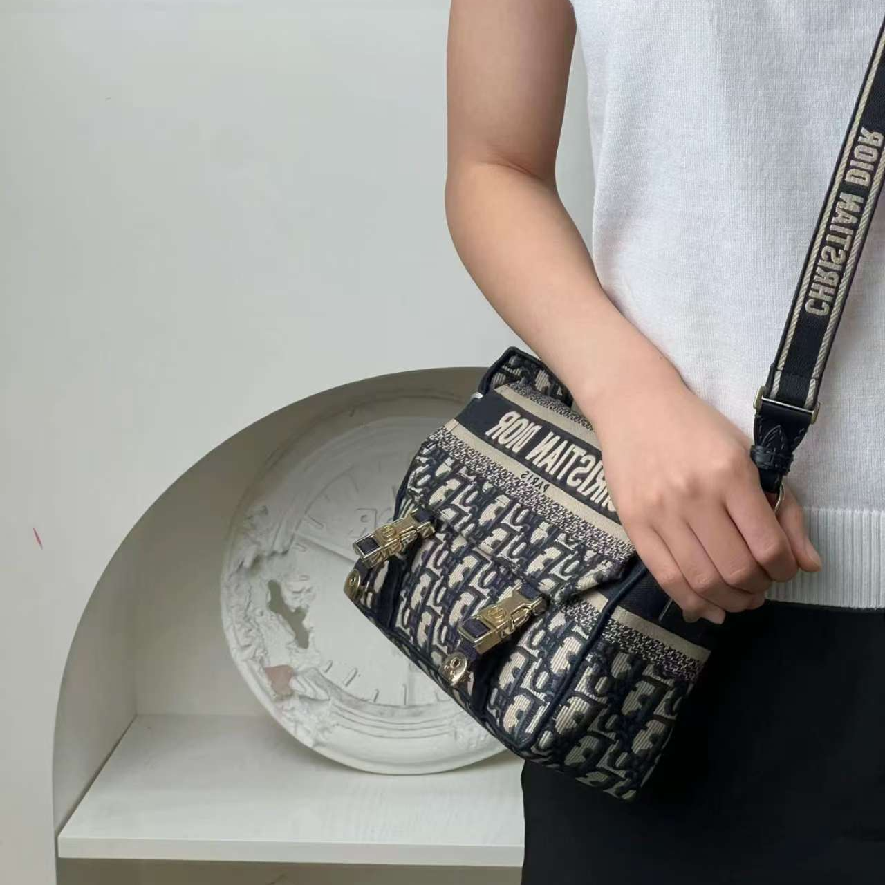 99新 DIOR/迪奥 Dior camp邮差包小号老花/优品