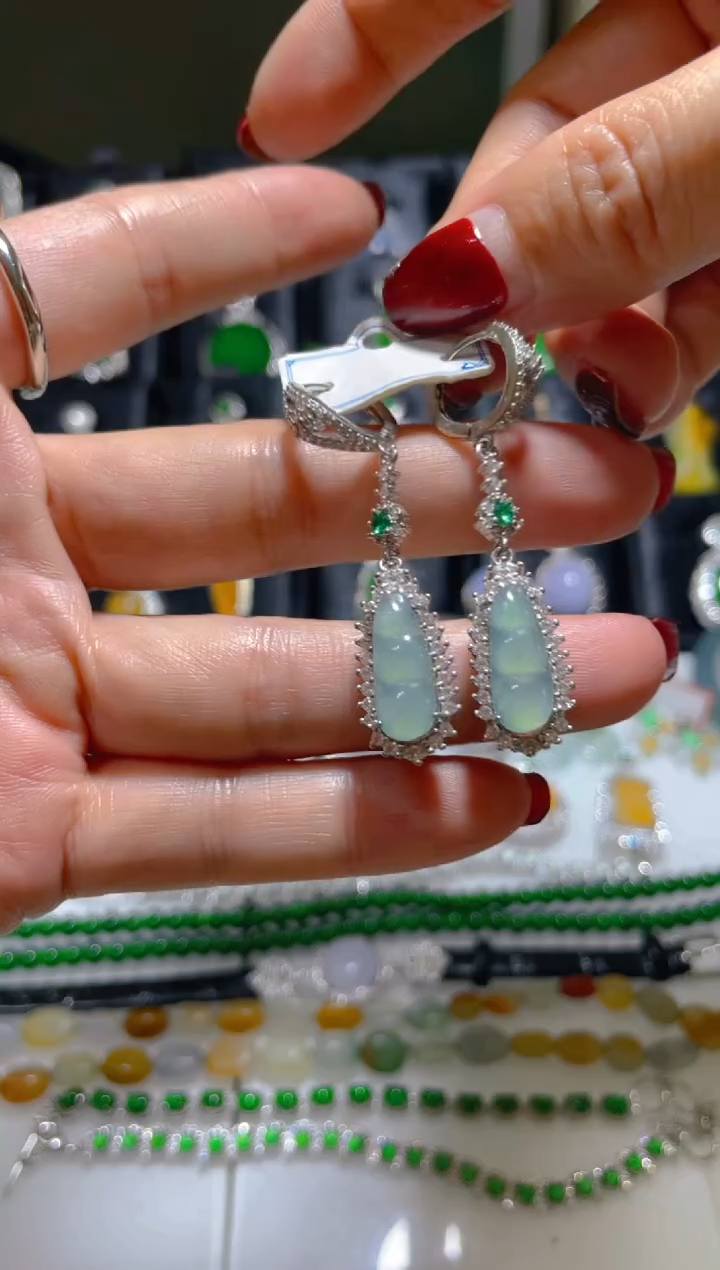 未镶嵌翡翠耳饰天然翡翠多样性发货