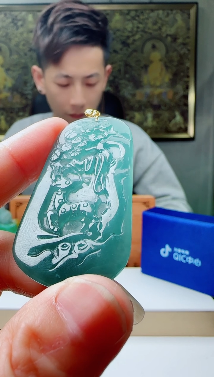 【闪购商品】翡翠颈饰未镶嵌111111111