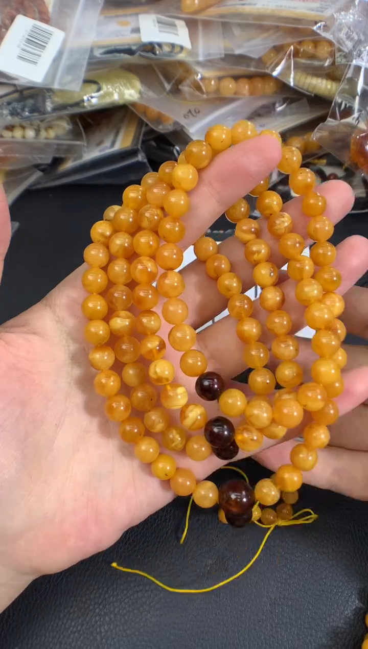 琥珀未镶嵌珠宝奇石1