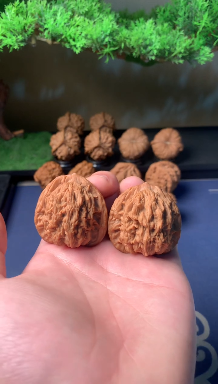 【闪购商品】文玩核桃吊坠42虎头