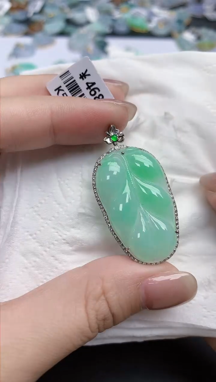 【闪购商品】翡翠颈饰18K金镶嵌天然缅甸翡翠A货