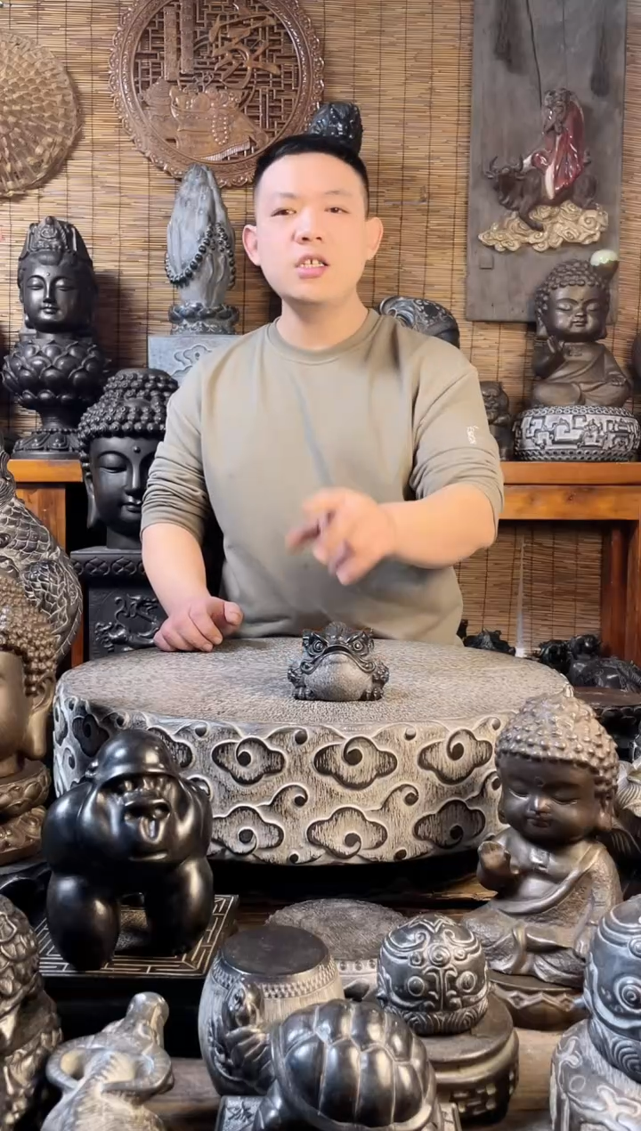 【闪购商品】10金蟾天然青石雕刻