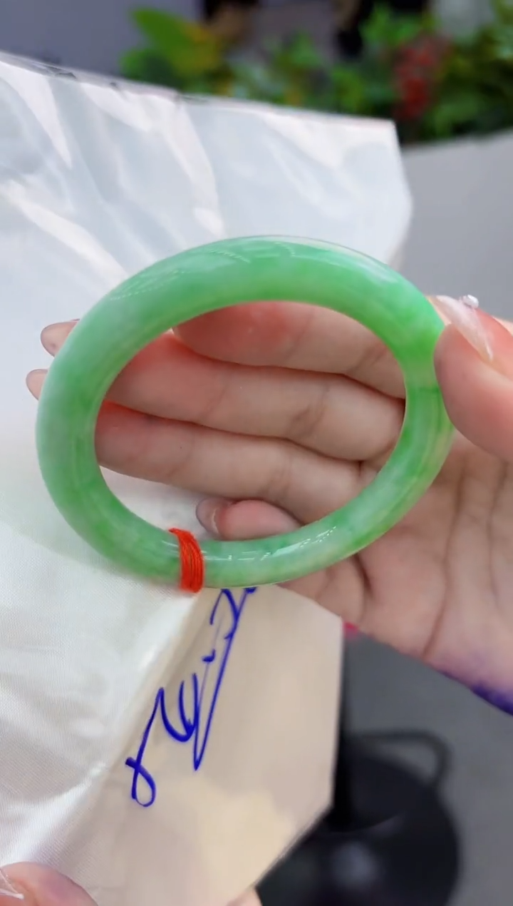 【闪购商品】翡翠手镯未镶嵌翡翠手镯