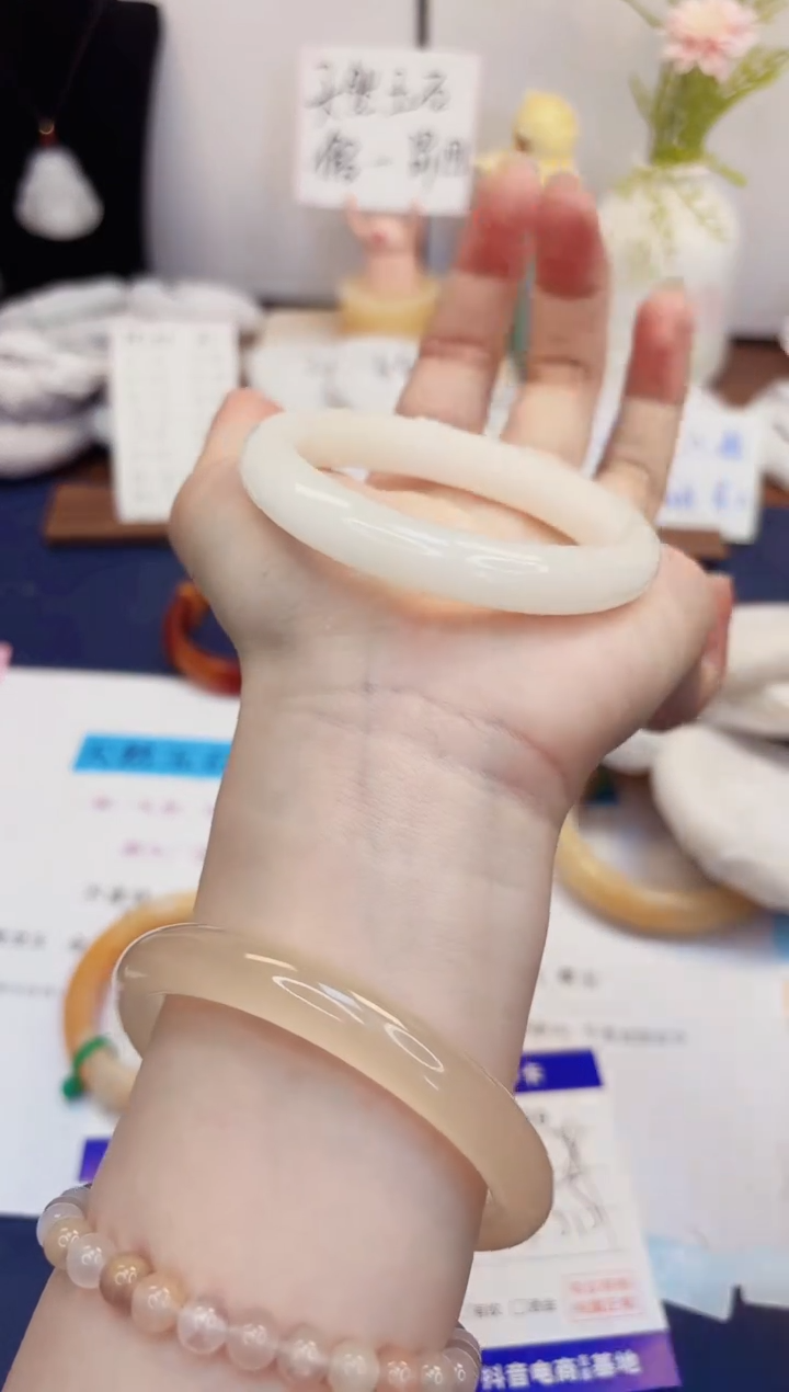 【闪购商品】石英质玉手镯未镶嵌489-财气镯-圈口55