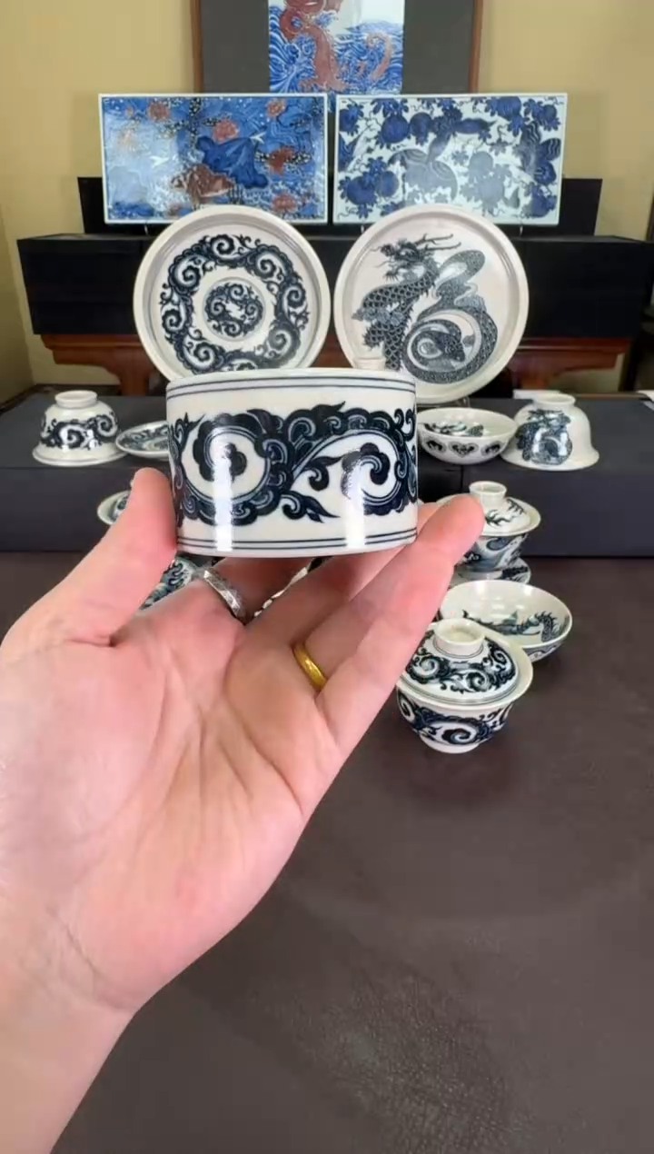 【闪购商品】二号釉唐草纹扳指杯