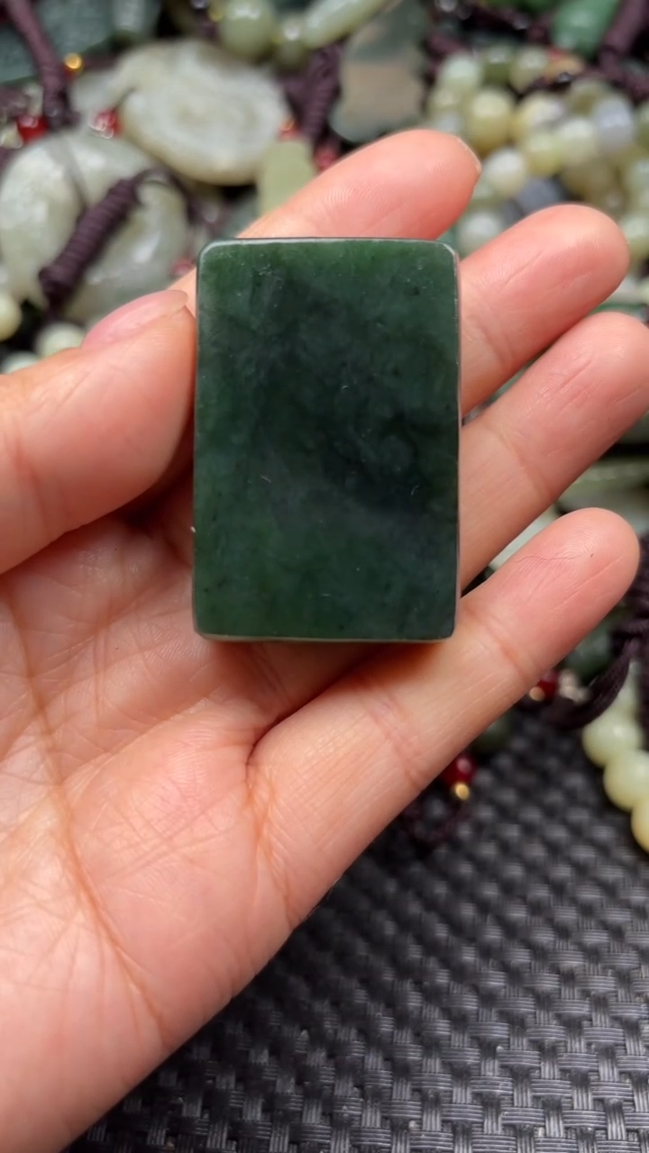 【闪购商品】和田玉颈饰未镶嵌.