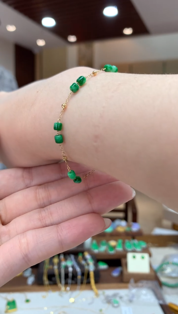 18K金镶嵌手链翡翠手链