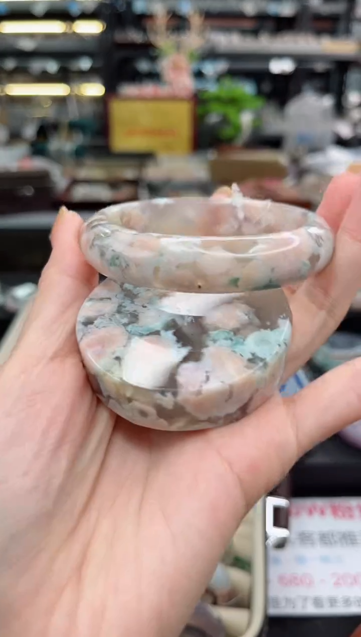 【闪购商品】石英质玉手镯未镶嵌58圈口（赠品镯心）3S1005