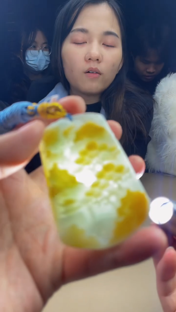 【闪购商品】定制翡翠未镶嵌     2441