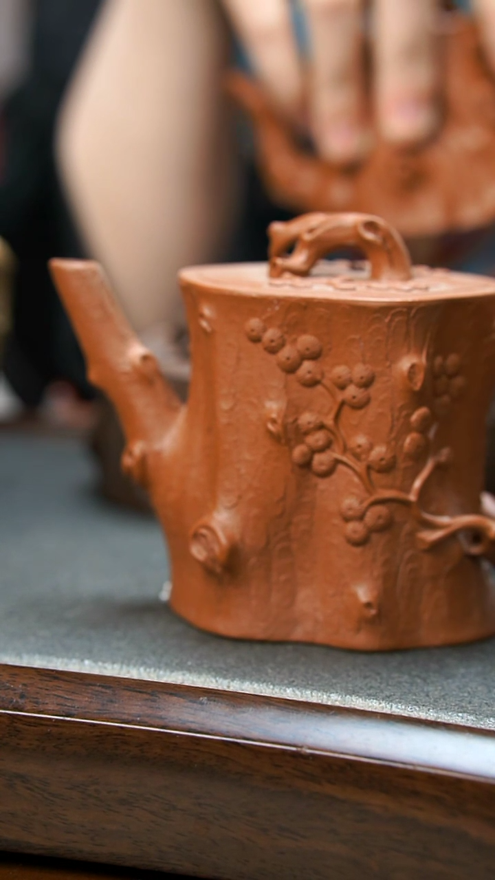 【闪购商品】紫砂茶壶朱泥松桩壶 半手工