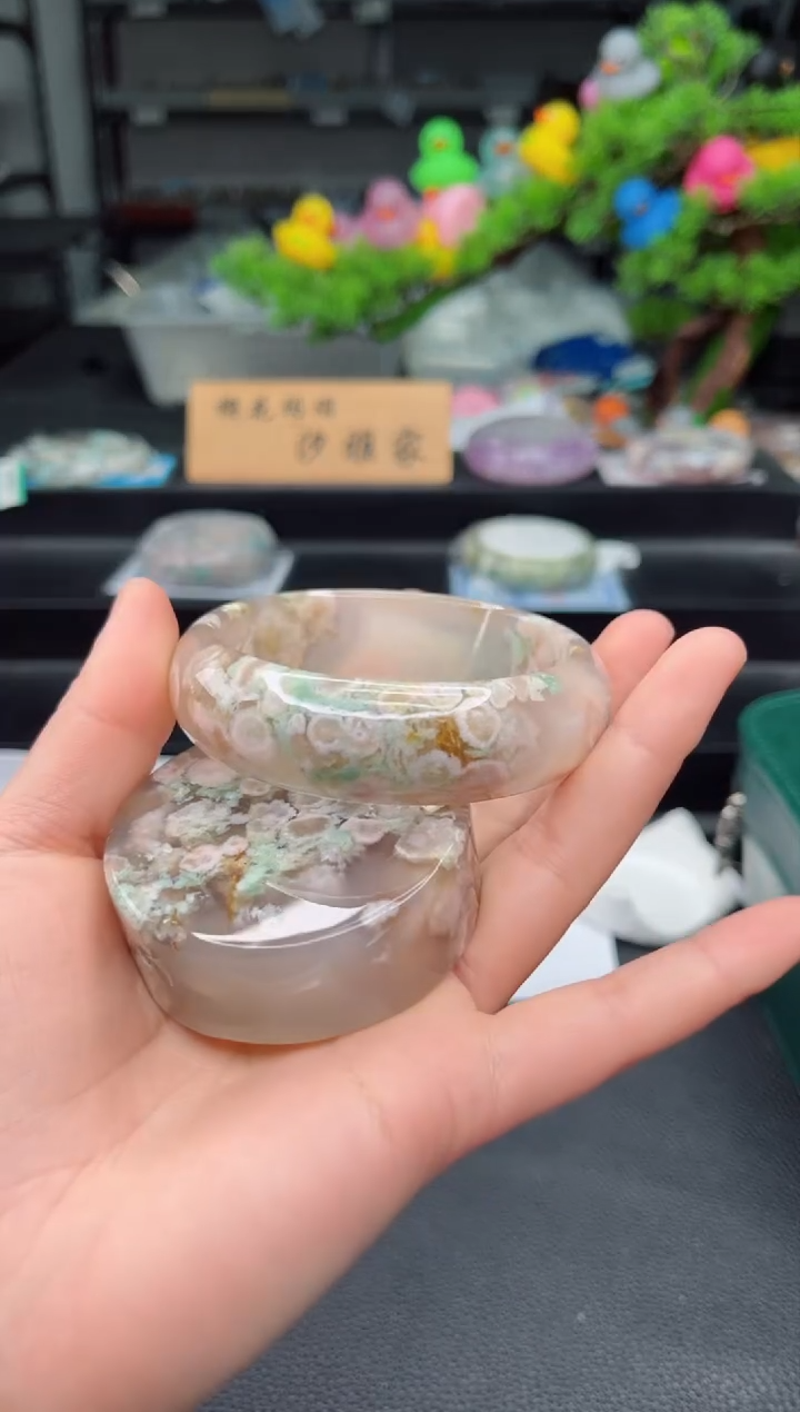 【闪购商品】石英质玉未镶嵌手镯61圈口（赠品镯心）2S97171