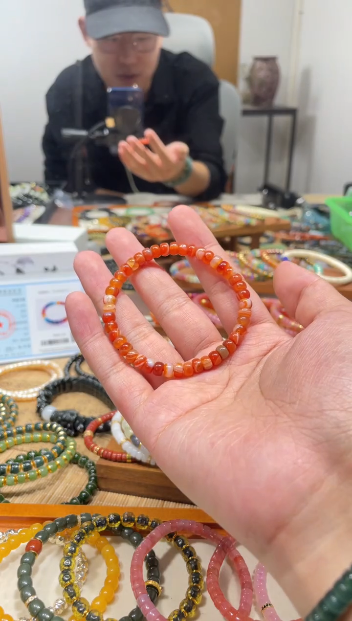 未镶嵌手串玛瑙/玉髓6mm三文鱼玛瑙手串