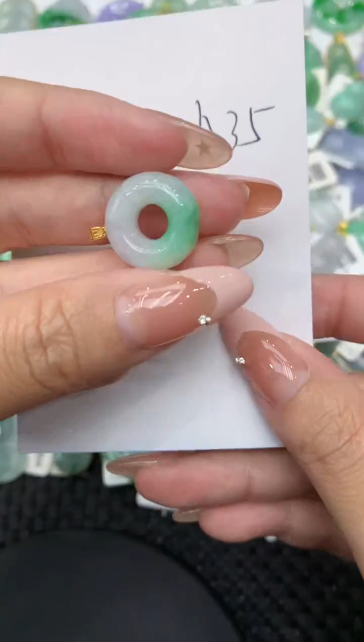 【闪购商品】翡翠颈饰18K金镶嵌111111111