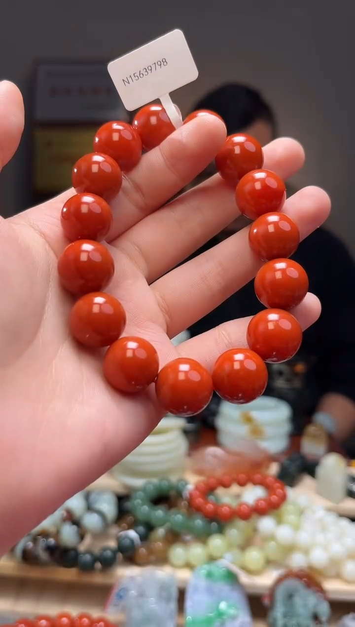 颈饰未镶嵌南红玛瑙军*15+