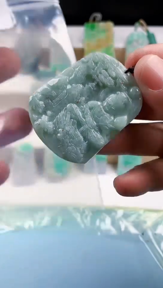 【闪购商品】翡翠颈饰未镶嵌天然翡翠吊坠挂件
