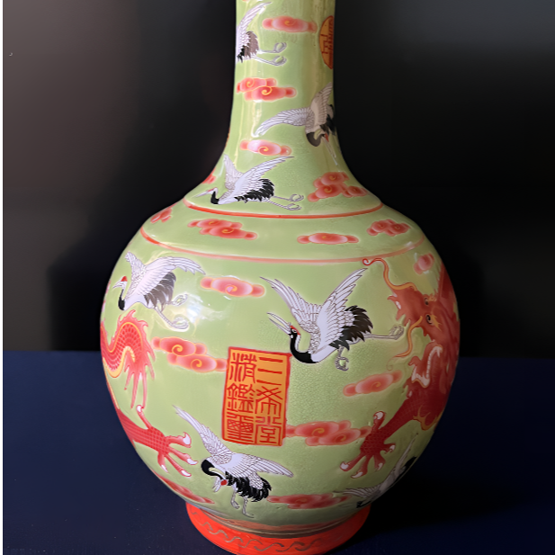 清雍正豆青釉仙鹤龙纹赏瓶sgbgc-2111702