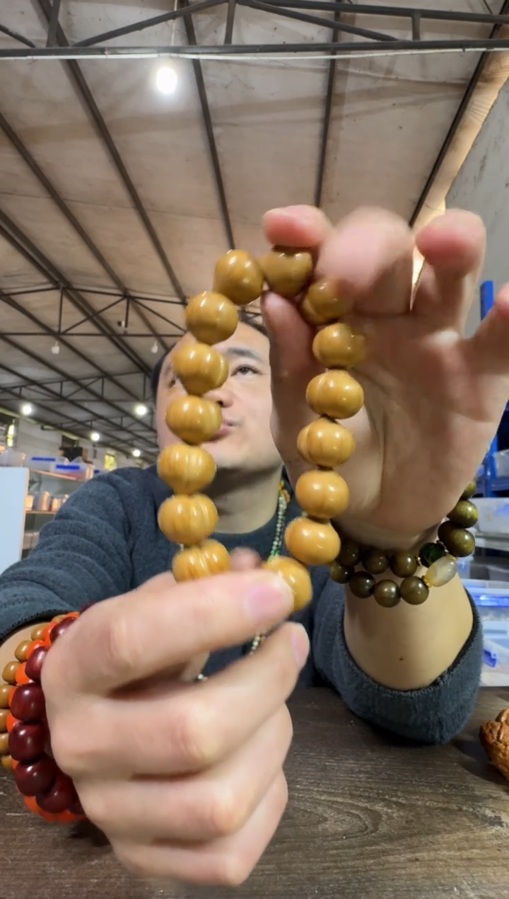 手串猴头核桃D11实物为准