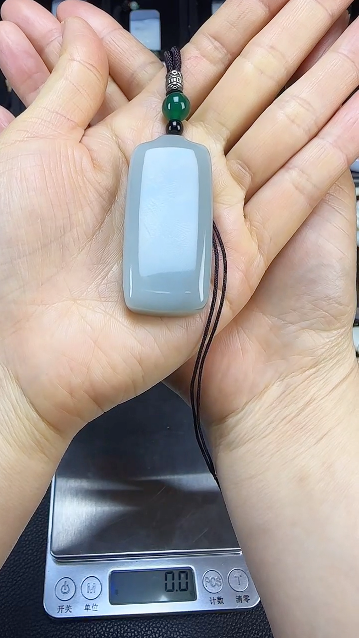 颈饰未镶嵌和田玉无事牌