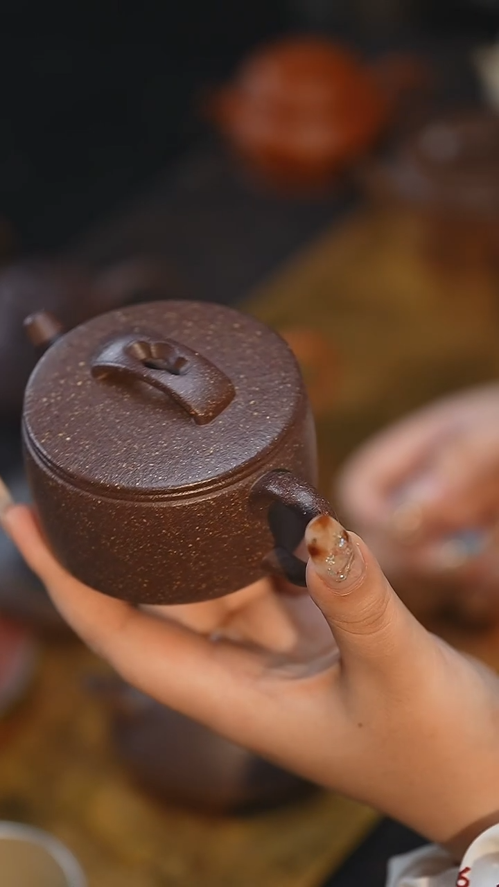 茶壶紫砂汉瓦手工桃花泥（电）