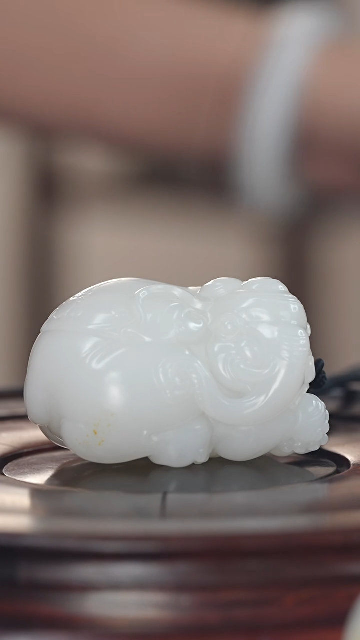 【闪购商品】和田玉把件未镶嵌封侯拜象