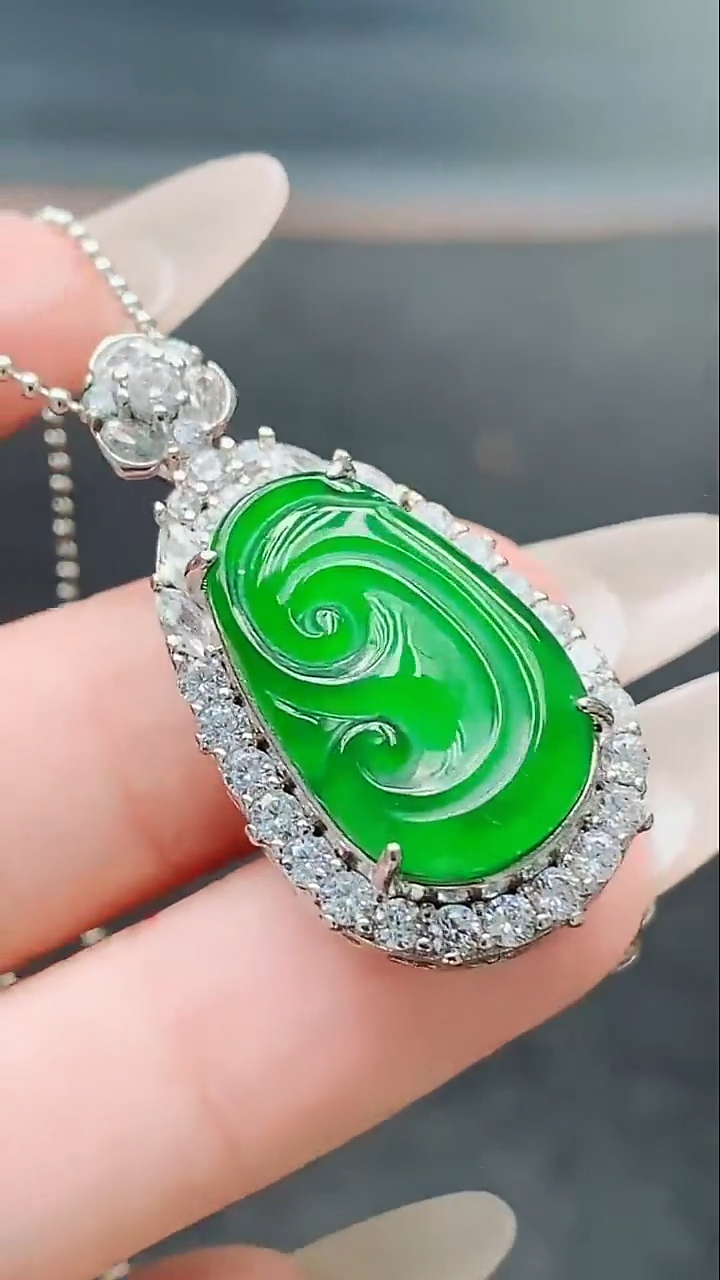 未镶嵌挂件翡翠天然翡翠