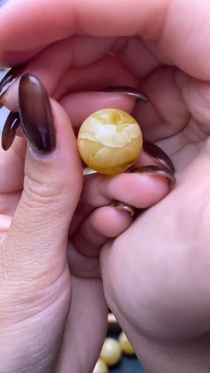 【闪购商品】琥珀裸石未镶嵌蜜蜡.31